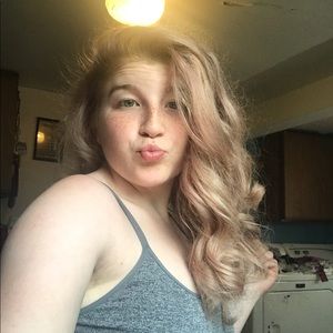 Meet your Posher, Brieanna